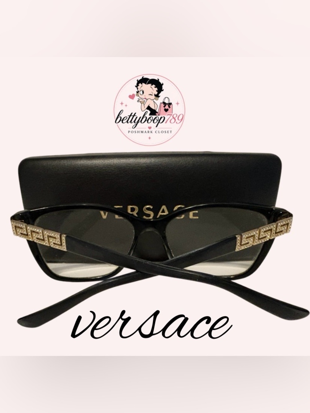 Pre-loved Versace Black and Gold Women’s Frames